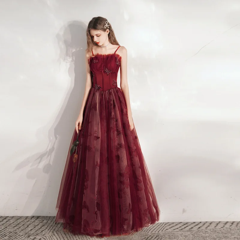 Red Banquet Dress Light Luxury Summer Sleeveless Camisole Evening Gowns Elegant Applique Tulle A-Line Cocktail Party Dresses
Red Banquet Dress Light Luxury Summer Sleeveless Camisole Evening Gowns Elegant Applique Tulle A-Line Cocktail Party Dresses