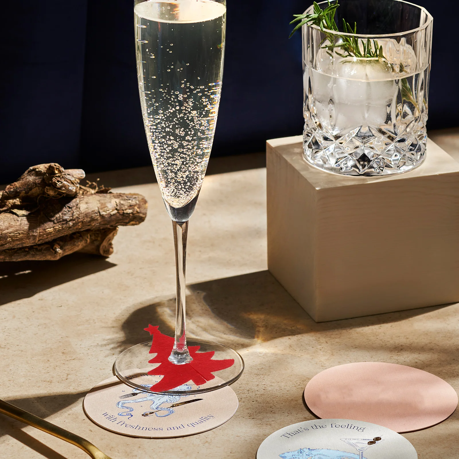 12Pcs Xmas Wine Glass Markers Felt Drink Tags Glass Identifiers Goblet Cup Signs Party Decoration Reusable Holiday Supplies
12Pcs Xmas Wine Glass Markers Felt Drink Tags Glass Identifiers Goblet Cup Signs Party Decoration Reusable Holiday Supplies