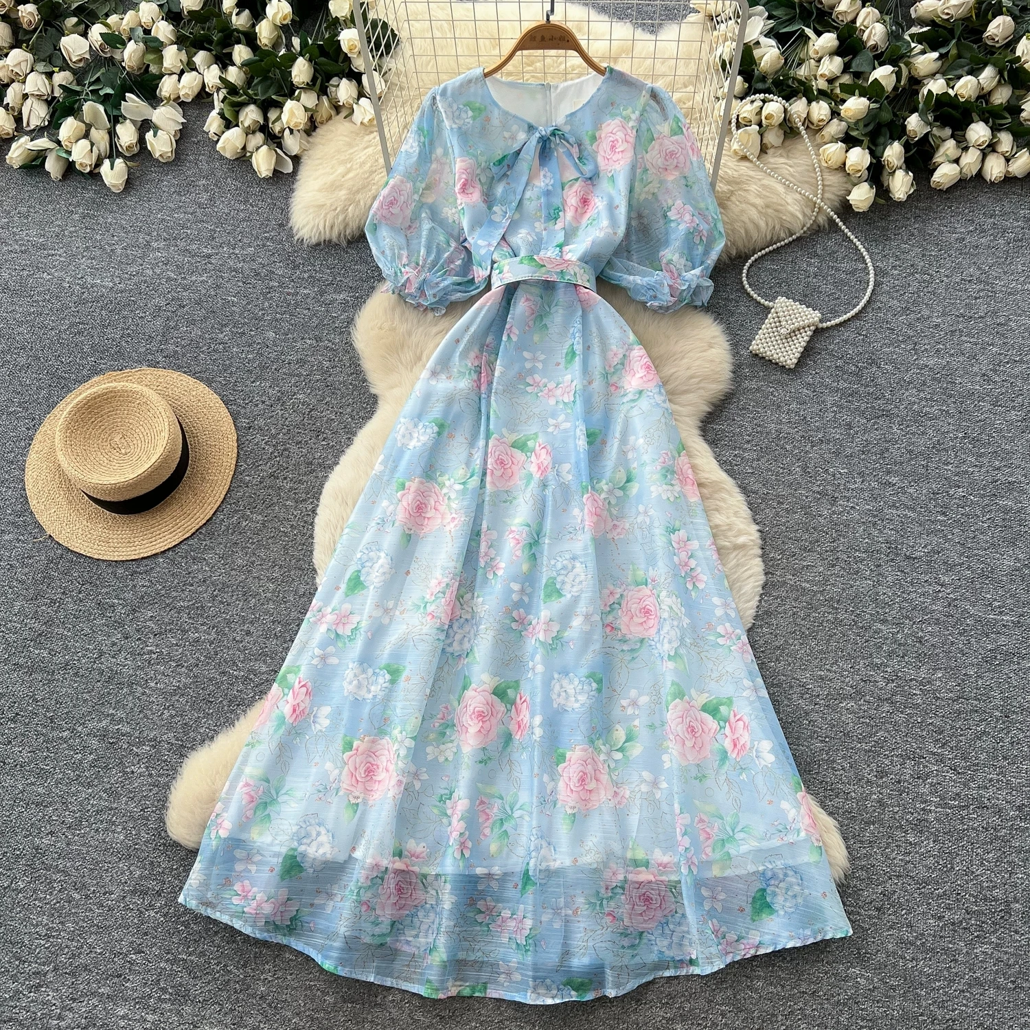 Elegant Sweet Florla Beach Maxi Dress Women Summer Bow Neck Puff Sleeve Printed Long Chiffon Dresses Evening Robe
Elegant Sweet Florla Beach Maxi Dress Women Summer Bow Neck Puff Sleeve Printed Long Chiffon Dresses Evening Robe