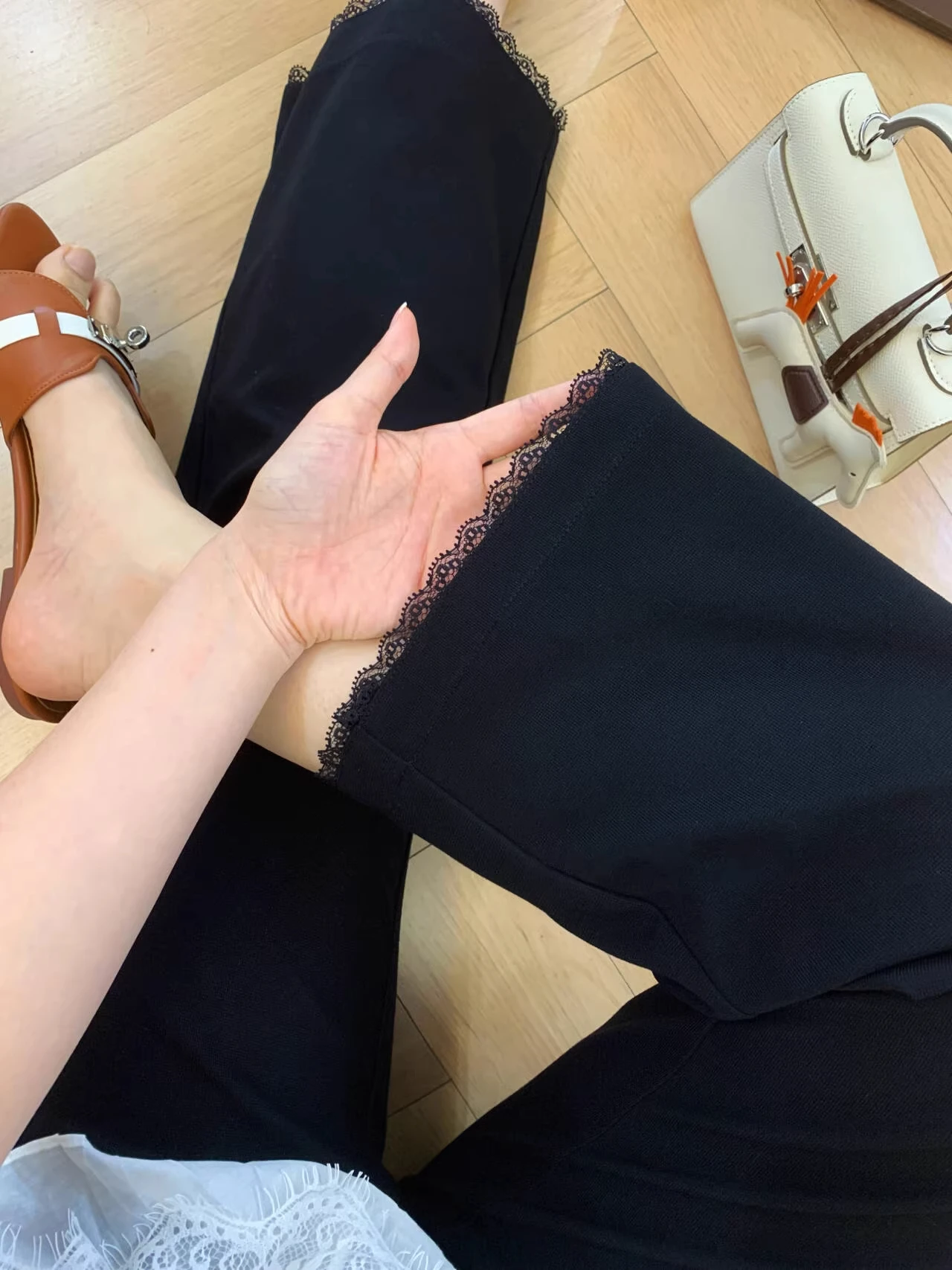 High Waist Ice Sensation Lace Trim Casual Pants Women's Summer Thin Large Size Slimming Flared Pants Straight Leg Trousers
High Waist Ice Sensation Lace Trim Casual Pants Women's Summer Thin Large Size Slimming Flared Pants Straight Leg Trousers