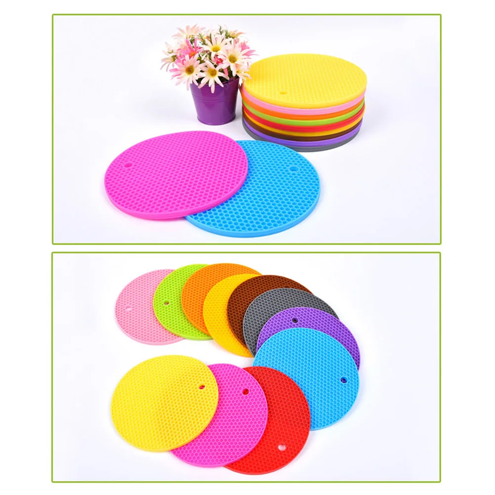 Silicone Mat Diameter Heat Insulation Pad Non Slip Honeycomb Pan Holder Spoon Rest Kitchen Heat Resistant Pad Barware
Silicone Mat Diameter Heat Insulation Pad Non Slip Honeycomb Pan Holder Spoon Rest Kitchen Heat Resistant Pad Barware