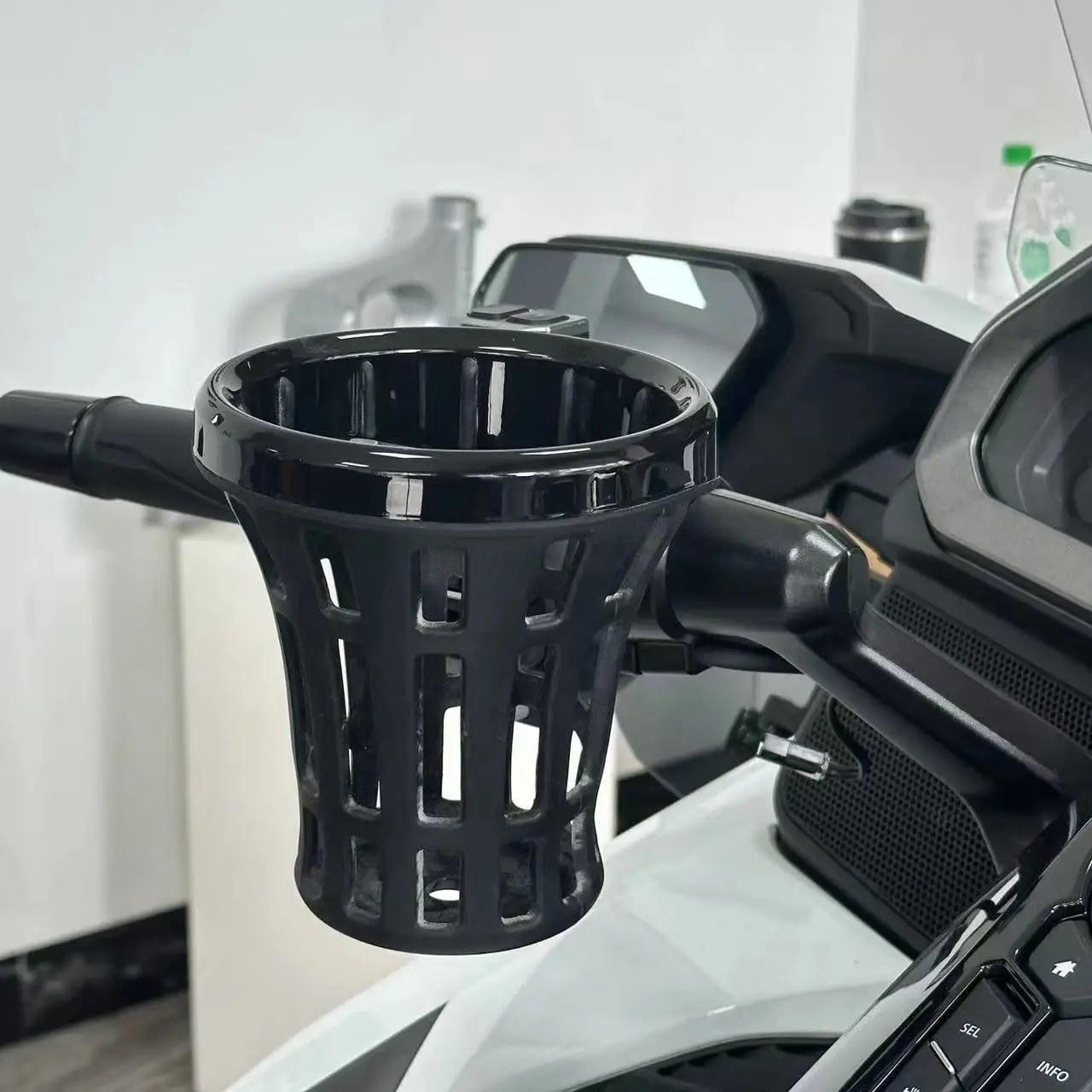 PANICAL for Honda GoldWing GL1800 GL1500 1988-2025 Motorcycle Handle Accessories Water Cup Cup Holder Drink Stand
PANICAL for Honda GoldWing GL1800 GL1500 1988-2025 Motorcycle Handle Accessories Water Cup Cup Holder Drink Stand