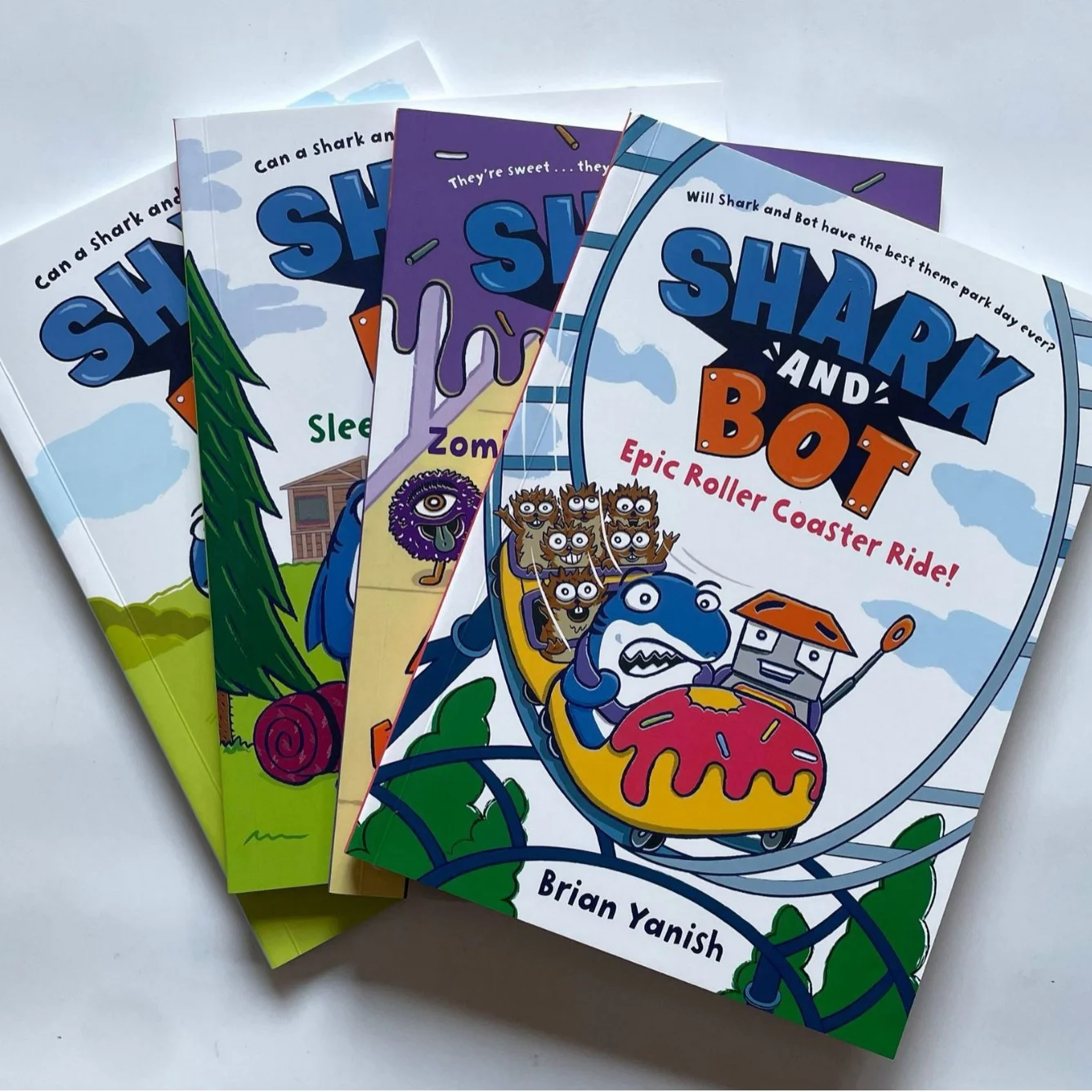 4 книги/набор «Акула и бот», английские книги с картинками для детей, книги для изучения английского чтения для детей 5-8 лет
4 книги/набор «Акула и бот», английские книги с картинками для детей, книги для изучения английского чтения для детей 5-8 лет