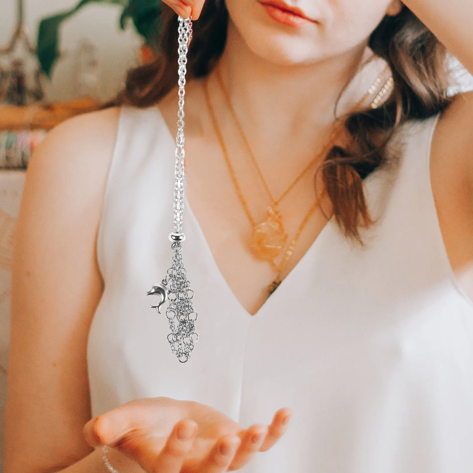 Adjustable Crystal Cage Necklace Metal Mesh Net Pendant Holder for Natural Stone Raw Crystal DIY Jewelry Making Women Men Stone
Adjustable Crystal Cage Necklace Metal Mesh Net Pendant Holder for Natural Stone Raw Crystal DIY Jewelry Making Women Men Stone