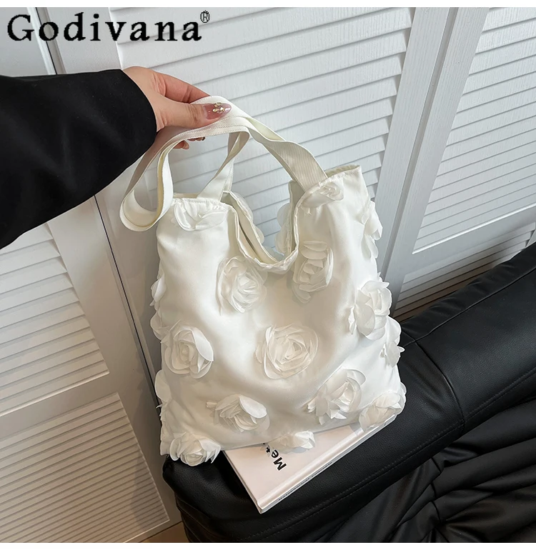 2025new Korean Version Lightweight Versatile Cloth Bag Large Capacity Tote Bag Sweet Girl Daily Commuting Versatile Shoulder Bag
2025new Korean Version Lightweight Versatile Cloth Bag Large Capacity Tote Bag Sweet Girl Daily Commuting Versatile Shoulder Bag