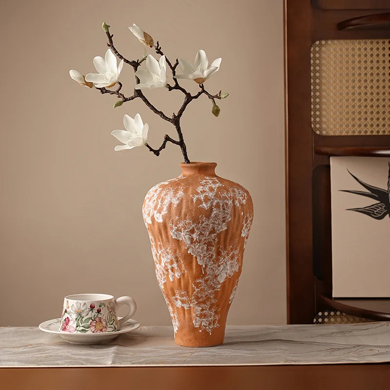 Retro Wabi-sabi Wind Vase High-end Home Living Room TV Cabinet Homestay Decoration Flower Ornaments
Retro Wabi-sabi Wind Vase High-end Home Living Room TV Cabinet Homestay Decoration Flower Ornaments