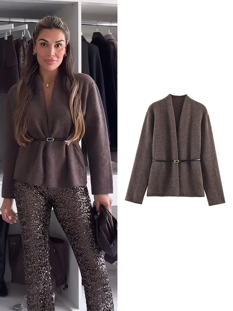 TFMLN Fashion Belts Knitted Cardigan For Women Loose V-neck Long Sleeve Casual Coats Spring New Lady Chic Elegant Outwear
TFMLN Fashion Belts Knitted Cardigan For Women Loose V-neck Long Sleeve Casual Coats Spring New Lady Chic Elegant Outwear