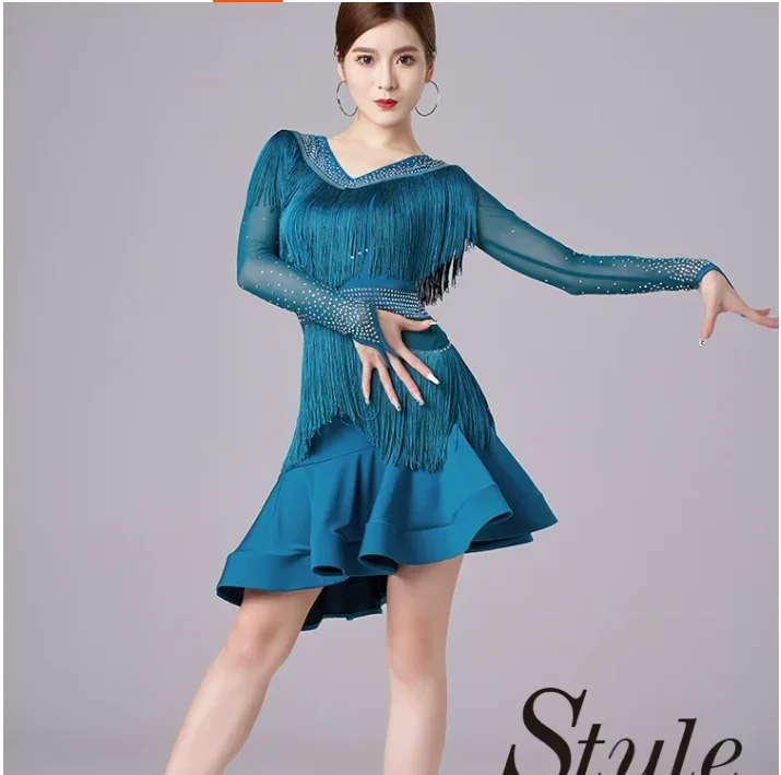 Adult Latin Dance Professional Competition Dress with Hot Diamond and Tassel
Adult Latin Dance Professional Competition Dress with Hot Diamond and Tassel