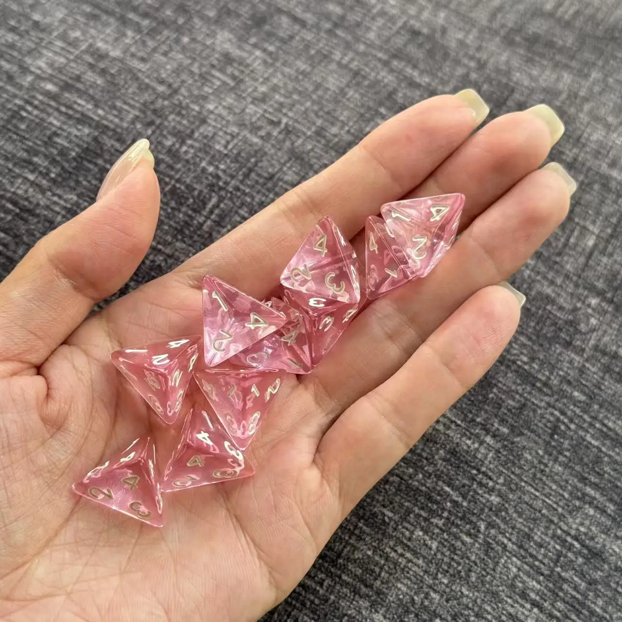 10pcs 4 Sided Acrylic Dice Sets Transparent Colorful D4 For for DND RPG MTG Table Games
10pcs 4 Sided Acrylic Dice Sets Transparent Colorful D4 For for DND RPG MTG Table Games