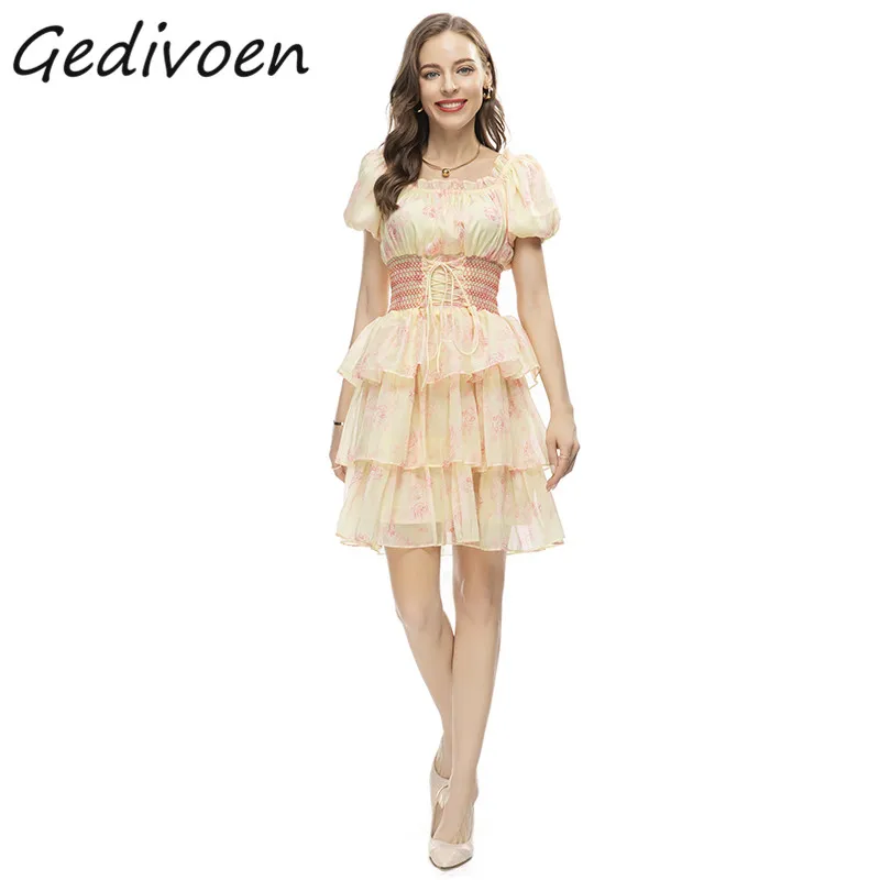Gedivoen Summer Fashion Runway Vintage Cake Dress Women's Square Collar Backless Ruffles Elastic Waist Frenulum Print Mini Dress
Gedivoen Summer Fashion Runway Vintage Cake Dress Women's Square Collar Backless Ruffles Elastic Waist Frenulum Print Mini Dress