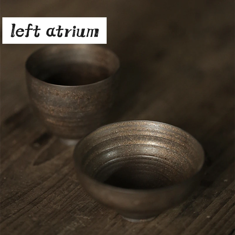 Japanese-style Handmade Thin Tire Tea Cup Iron Ceramic Glaze TeaCups High Foot Personal Cup Kung Fu Puer Tea Cone Master Cup
Japanese-style Handmade Thin Tire Tea Cup Iron Ceramic Glaze TeaCups High Foot Personal Cup Kung Fu Puer Tea Cone Master Cup