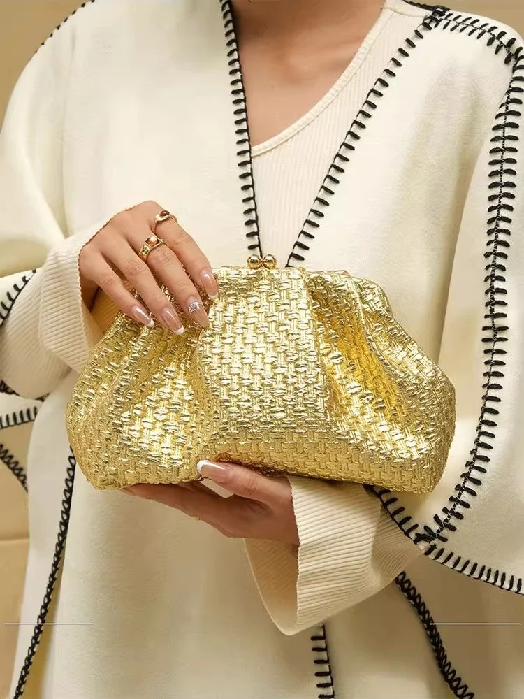 UGALS Golden Woven Cloud Folded Dumpling Evening Bag Women's Crossbody Handbag Casual Elegant Versatile Party Purse
UGALS Golden Woven Cloud Folded Dumpling Evening Bag Women's Crossbody Handbag Casual Elegant Versatile Party Purse