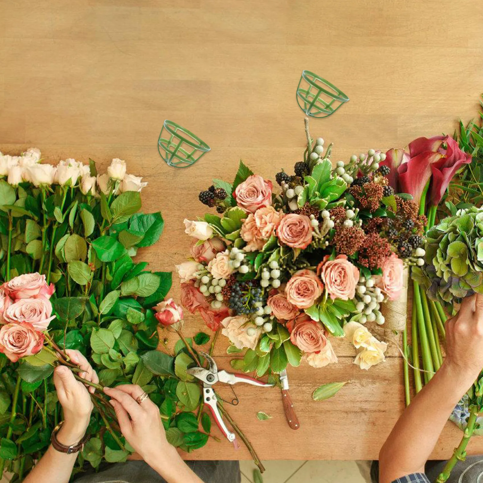 100Pcs Floral Cage Rose Half Ball Cage Stable Base DIY Flower Holders for Bouquets Artificial Flower Arrangement Supplies Floral
100Pcs Floral Cage Rose Half Ball Cage Stable Base DIY Flower Holders for Bouquets Artificial Flower Arrangement Supplies Floral