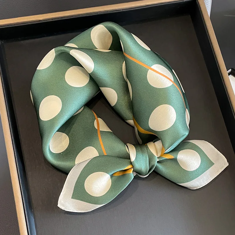 Retro Double Border Polka Dot Satin Silk Square Scarf Anti Wrinkle Neck Decor Bag Hair Tie Pocket Square Women Accessory
Retro Double Border Polka Dot Satin Silk Square Scarf Anti Wrinkle Neck Decor Bag Hair Tie Pocket Square Women Accessory