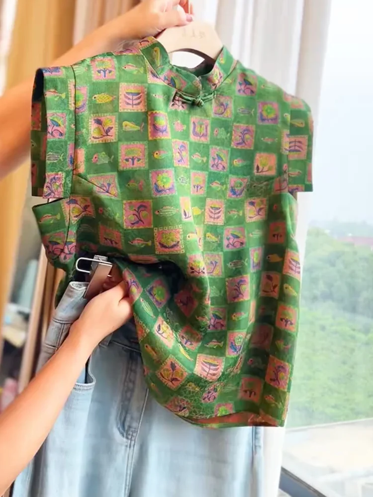 Новая женская футболка с принтом в китайском стиле, летняя коллекция 2025, большие размеры, корейская версия, свободный крой, повседневная одежда, эффект стройности
Новая женская футболка с принтом в китайском стиле, летняя коллекция 2025, большие размеры, корейская версия, свободный крой, повседневная одежда, эффект стройности