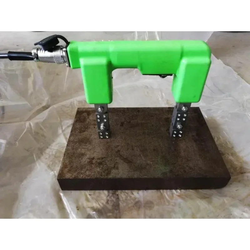 2026/Y-1 Ручной магнитный дефектоскоп переменного/постоянного тока для магнитопорошкового контроля
2026/Y-1 Ручной магнитный дефектоскоп переменного/постоянного тока для магнитопорошкового контроля