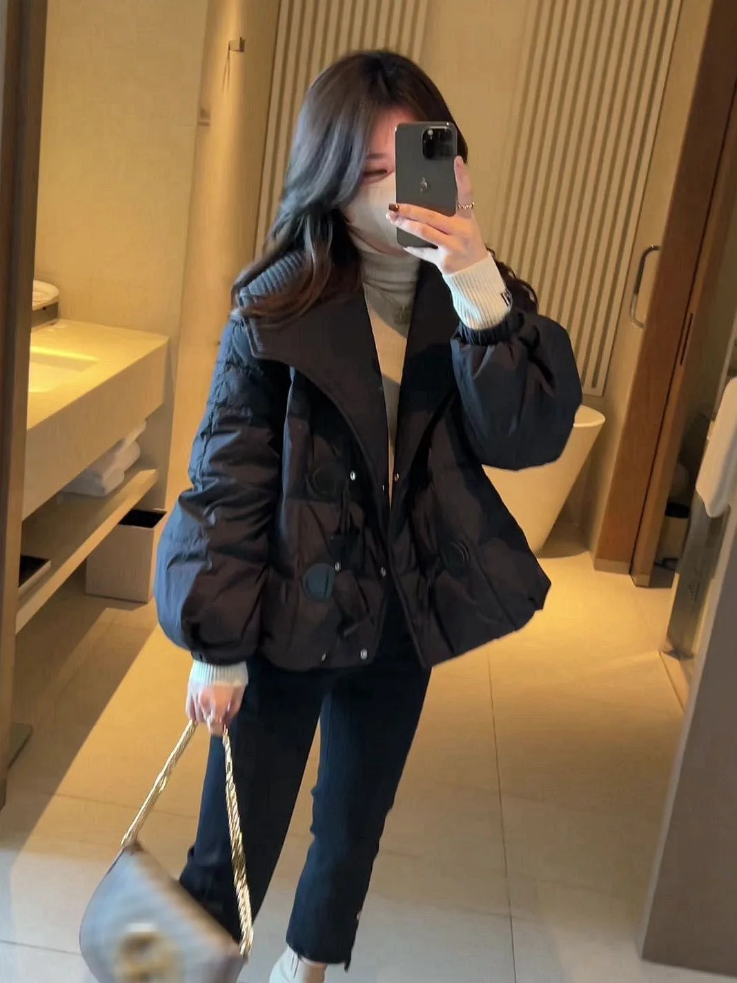 Женская модная теплая зимняя куртка из хлопка с длинными рукавами, прямого кроя, без капюшона, укороченная, для повседневной носки
Женская модная теплая зимняя куртка из хлопка с длинными рукавами, прямого кроя, без капюшона, укороченная, для повседневной носки