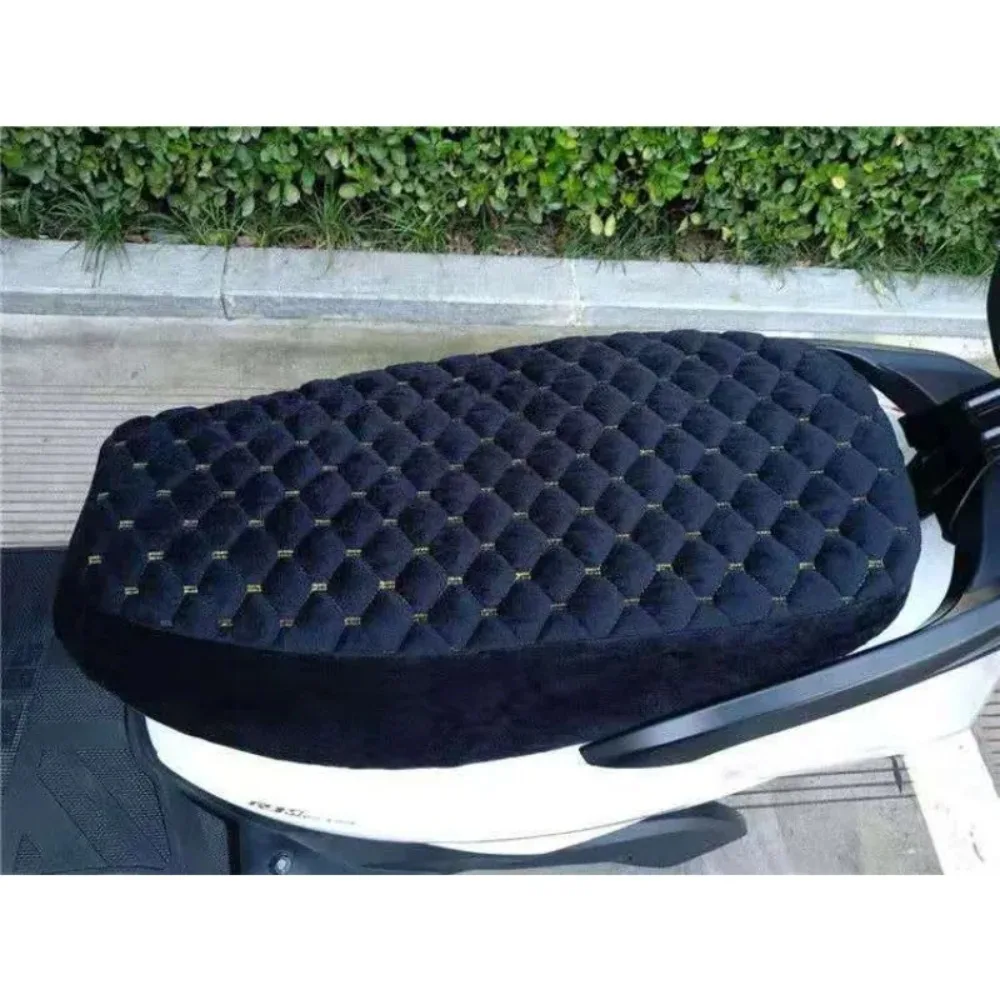 Motorcycle Seat Cushion Protector Winter Warm Seat Covers Mats Thickened Velvet Seat Pads for Motorbike Electric Bike
Motorcycle Seat Cushion Protector Winter Warm Seat Covers Mats Thickened Velvet Seat Pads for Motorbike Electric Bike