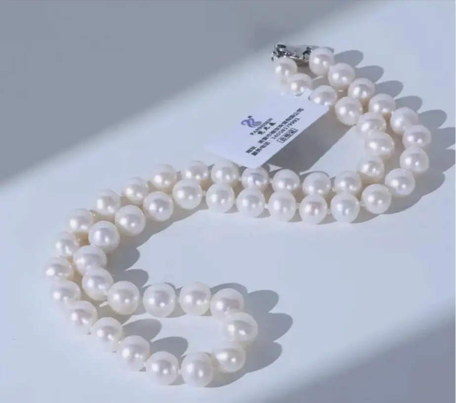 classic 9-10mm south sea white pearl Necklace 18inch 925s
classic 9-10mm south sea white pearl Necklace 18inch 925s
