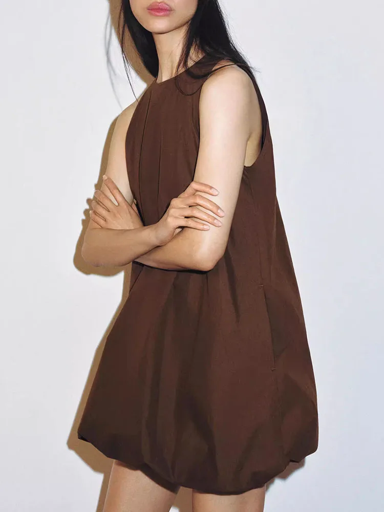 Summer New Women's Sleeveless round Neck Balloon Dress Fashionable Ethnic Women's Clothing 25-35 Years Old Suitable
Summer New Women's Sleeveless round Neck Balloon Dress Fashionable Ethnic Women's Clothing 25-35 Years Old Suitable