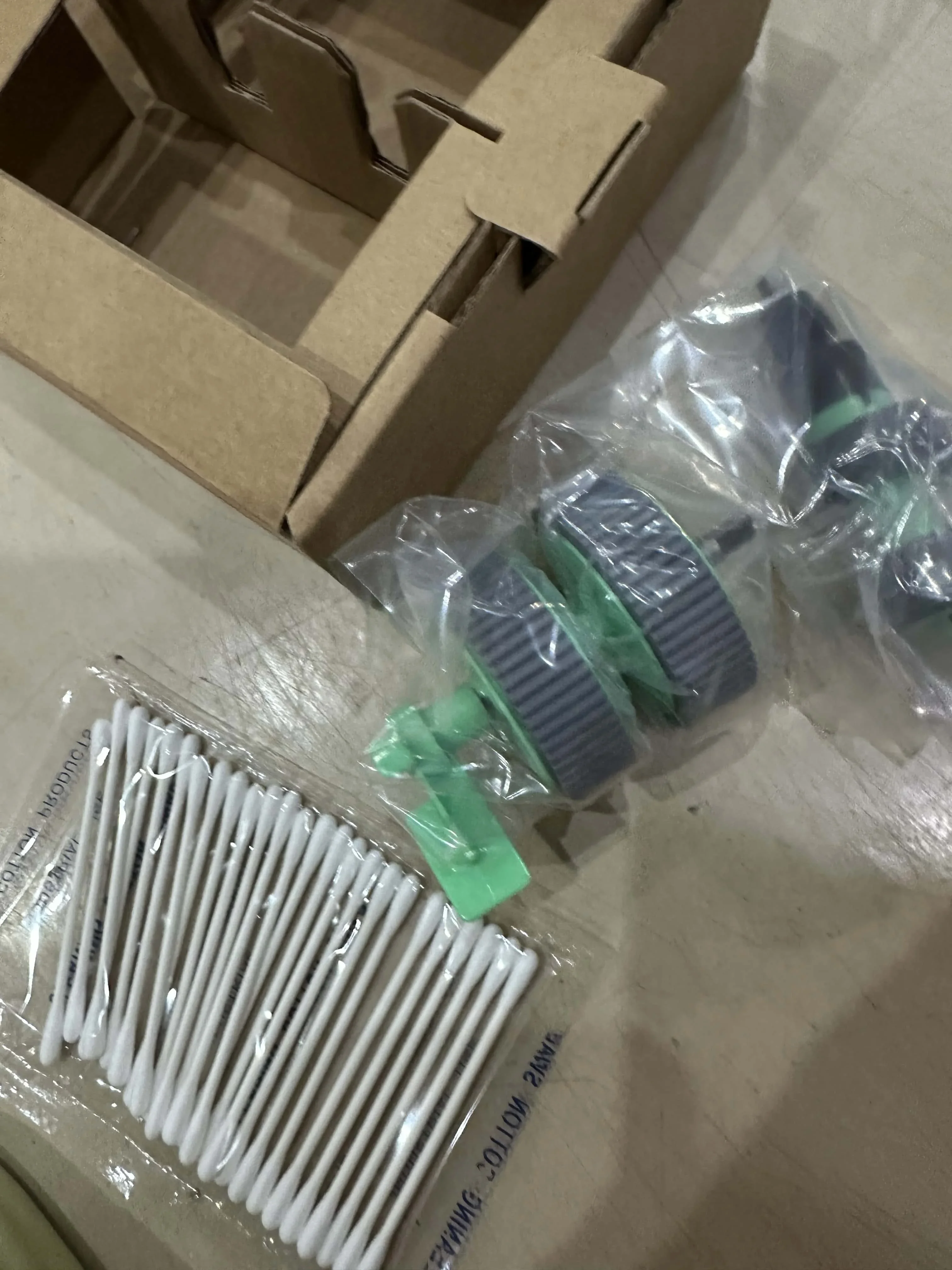 1X LD1947001 LD1948001 Separate Reverse Pickup Roller for BROTHER ImageCenter ADS-2400N ADS-2800W ADS-3000N ADS-3600W
1X LD1947001 LD1948001 Separate Reverse Pickup Roller for BROTHER ImageCenter ADS-2400N ADS-2800W ADS-3000N ADS-3600W
