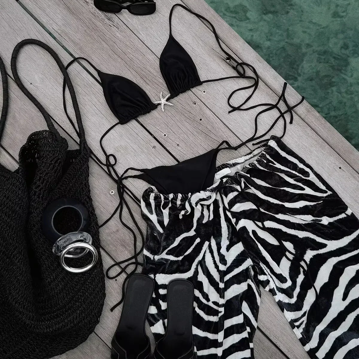 3 Pieces Bikini 2025 Sexy Women Swimsuit Swimwear Female Pants Micro Bikini Set Biquini Bathing Suit Swimming Suit Beachwear
3 Pieces Bikini 2025 Sexy Women Swimsuit Swimwear Female Pants Micro Bikini Set Biquini Bathing Suit Swimming Suit Beachwear