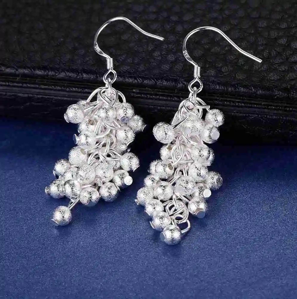 Charms fashion party Jewelry 925 Sterling Silver Frosted grape beads drop earrings for Woman Pretty wedding Gifts
Charms fashion party Jewelry 925 Sterling Silver Frosted grape beads drop earrings for Woman Pretty wedding Gifts