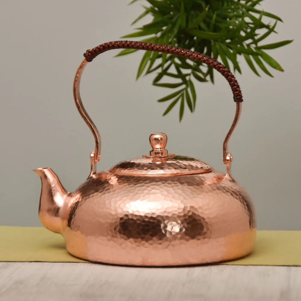 2000ml Thickened Pure Copper Teapot Large Capacity Handcrafted Personalized Kettle Retro Tea Pot
2000ml Thickened Pure Copper Teapot Large Capacity Handcrafted Personalized Kettle Retro Tea Pot