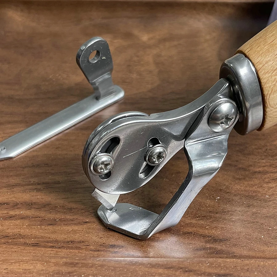 Кожаный нож для выравнивания краев кожи (1 шт.), прямой/изогнутый, для самостоятельной резки кожи
Кожаный нож для выравнивания краев кожи (1 шт.), прямой/изогнутый, для самостоятельной резки кожи