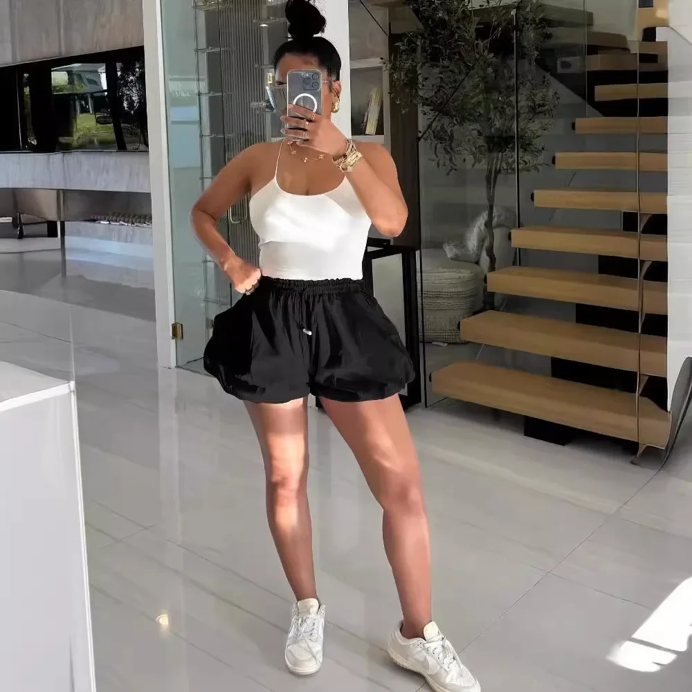 Women's Bubble Shorts Fluffy Super Shorts Y2K Solid Color Elastic Waist Mini Shorts
Women's Bubble Shorts Fluffy Super Shorts Y2K Solid Color Elastic Waist Mini Shorts