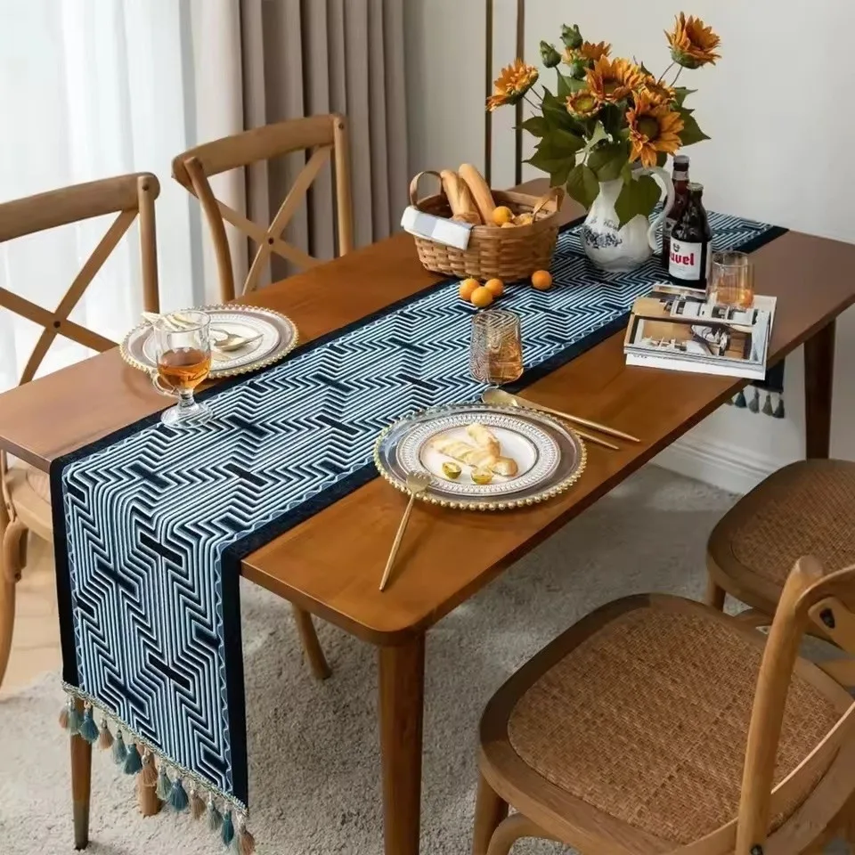 Geometric Jacquard Table Runner Dining Table Bedside TV Cabinet Tablecloth Coffee Wedding Table Cloths Dustproof Home Textile
Geometric Jacquard Table Runner Dining Table Bedside TV Cabinet Tablecloth Coffee Wedding Table Cloths Dustproof Home Textile