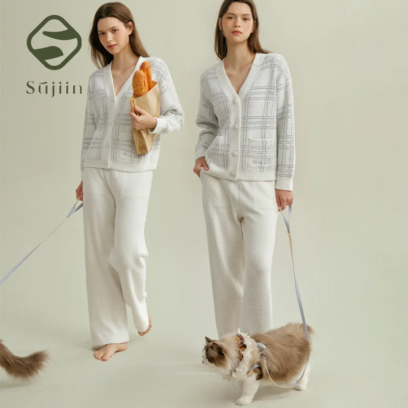 SUJIIN Women 2 Piece Outfits Pajamas Set Autumn Winter Casual Sleepwear Woman Cardigan Tops+Loose Trousers Sets Loungewear SH006
SUJIIN Women 2 Piece Outfits Pajamas Set Autumn Winter Casual Sleepwear Woman Cardigan Tops+Loose Trousers Sets Loungewear SH006