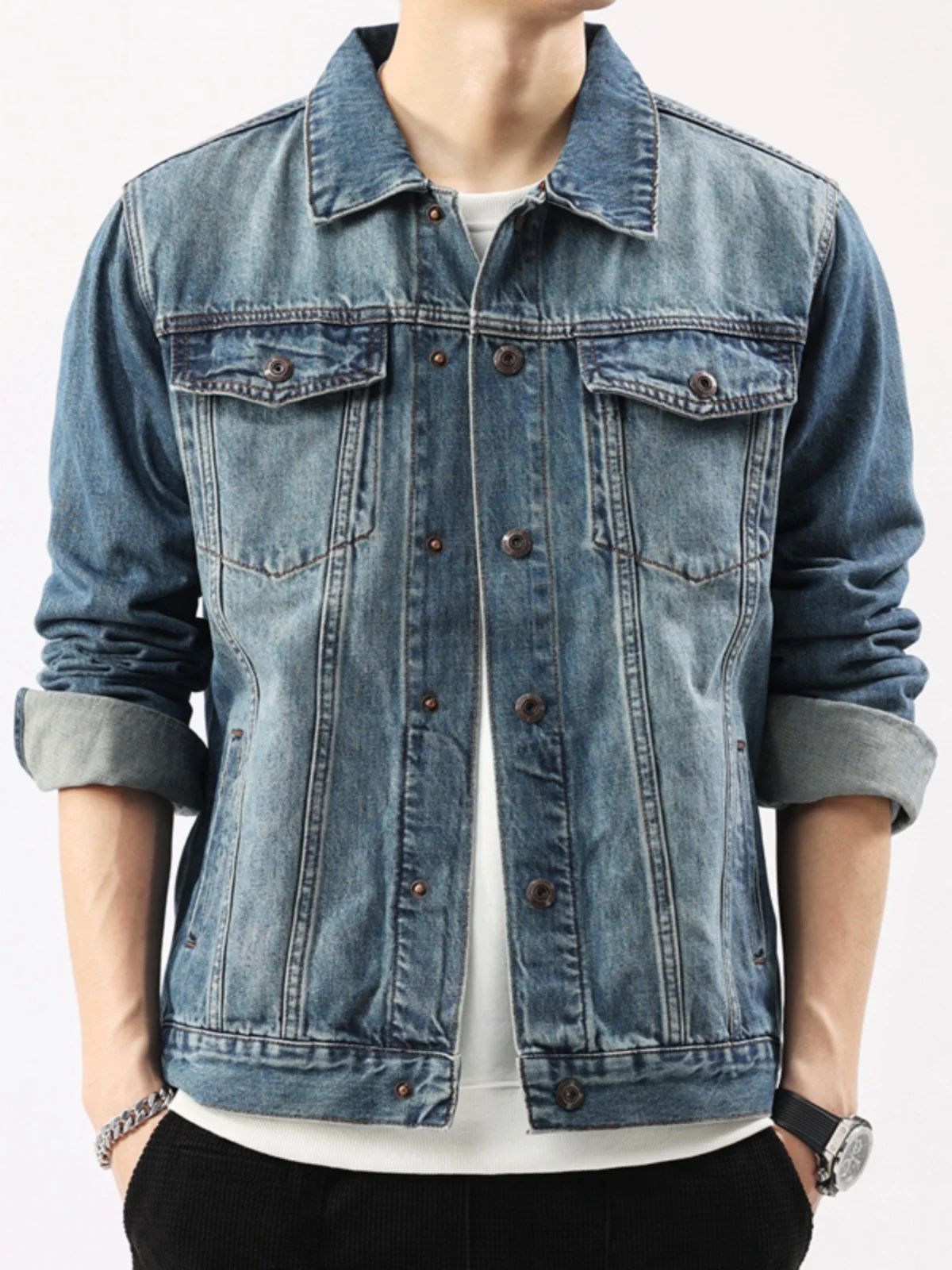 Retro Faded Men's Denim Jacket Casual Workwear Multi-Pocket Cotton Polyester Blend Long Sleeve Outerwear for Autumn
Retro Faded Men's Denim Jacket Casual Workwear Multi-Pocket Cotton Polyester Blend Long Sleeve Outerwear for Autumn