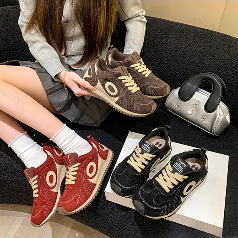 Retro Frosted Suede Low Top Thick Sole Casual Shoes for Women Autumn 2025 Fashion Versatile Comfortable Non Slip Chunky Sneakers
Retro Frosted Suede Low Top Thick Sole Casual Shoes for Women Autumn 2025 Fashion Versatile Comfortable Non Slip Chunky Sneakers