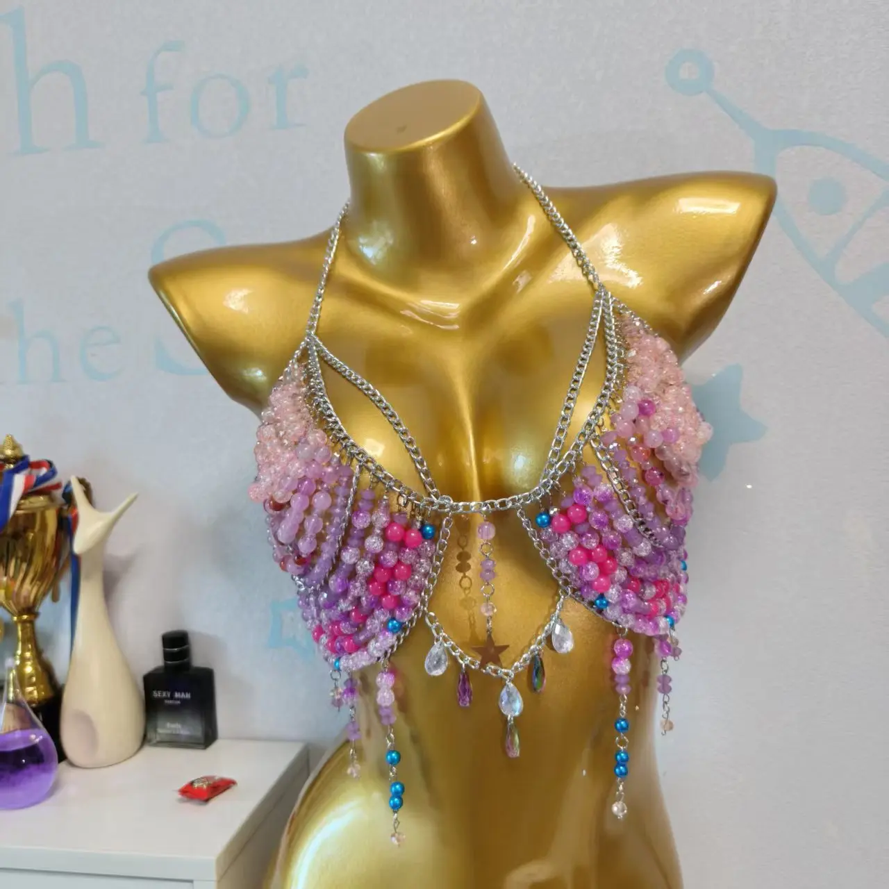 Vest Handmade Fashion Beaded Bra Women's Top Small Tank Top Body Chain Spicy Girl Hollow Neck Hanging Chest Chain Accessories
Vest Handmade Fashion Beaded Bra Women's Top Small Tank Top Body Chain Spicy Girl Hollow Neck Hanging Chest Chain Accessories