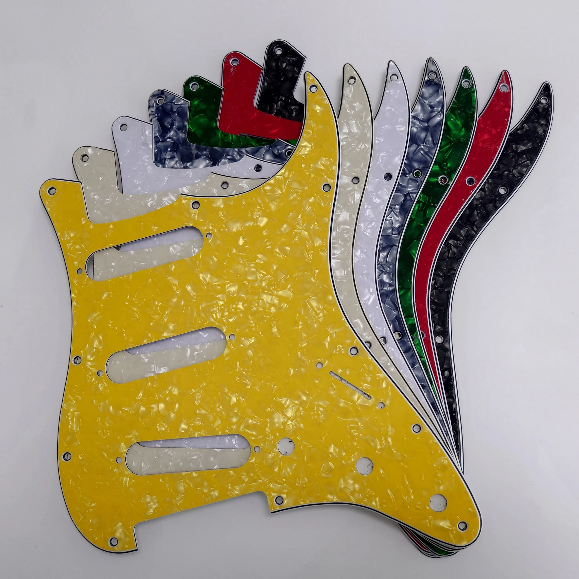 Под заказ электрогитара Pickguard для FD 11 отверстий SSS Pickguard запасные части 7 цветов доступны
Под заказ электрогитара Pickguard для FD 11 отверстий SSS Pickguard запасные части 7 цветов доступны