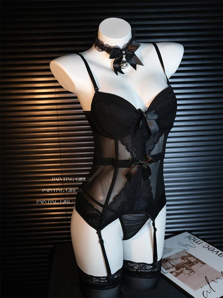 Women Black 2-piece Lace Bra Set Bra Underwire & Garter Panty Underwear Sets Ladies Exotic Sexy Perspective Lingerie Set Clothes
Women Black 2-piece Lace Bra Set Bra Underwire & Garter Panty Underwear Sets Ladies Exotic Sexy Perspective Lingerie Set Clothes