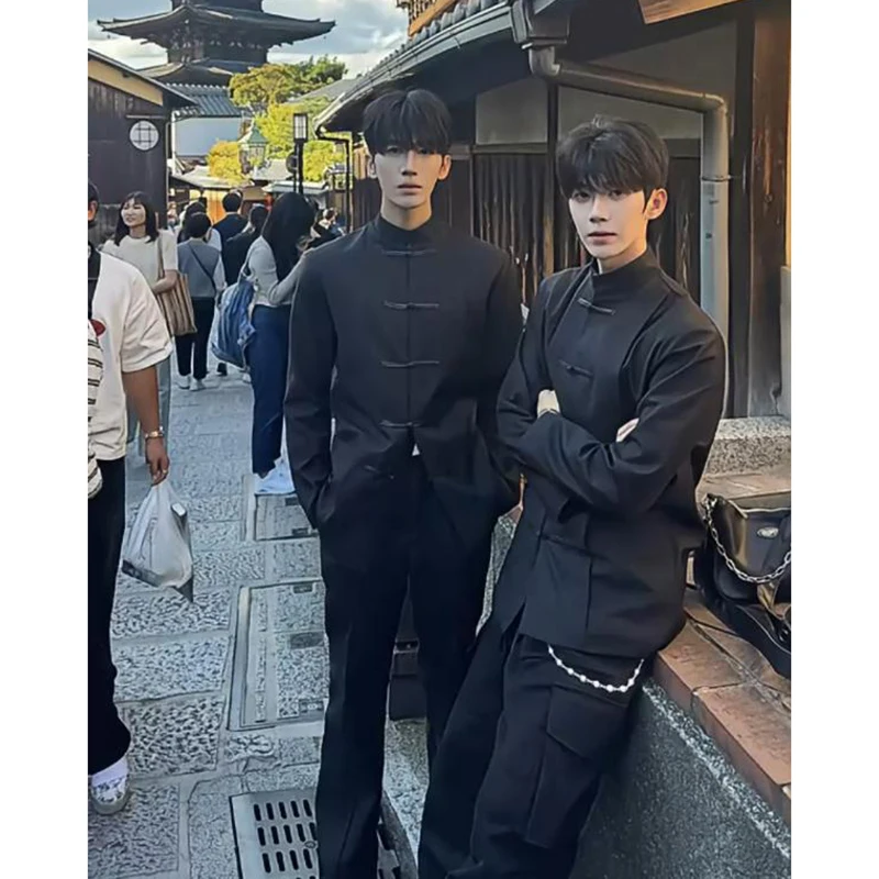 New Chinese Sle Bla Suit Jaet for Men with Button oulder Pads Stand Collar Autumn High-End Feeling Zhongan Tang Coat
New Chinese Sle Bla Suit Jaet for Men with Button oulder Pads Stand Collar Autumn High-End Feeling Zhongan Tang Coat