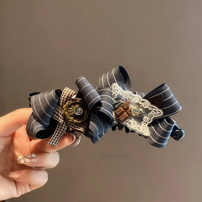 Korean Style Dongdaemun Fashion Gray Striped Lace Bow Banana Clip for Women NicheinsHigh Ponytail Clip Horizontal Clip
Korean Style Dongdaemun Fashion Gray Striped Lace Bow Banana Clip for Women NicheinsHigh Ponytail Clip Horizontal Clip