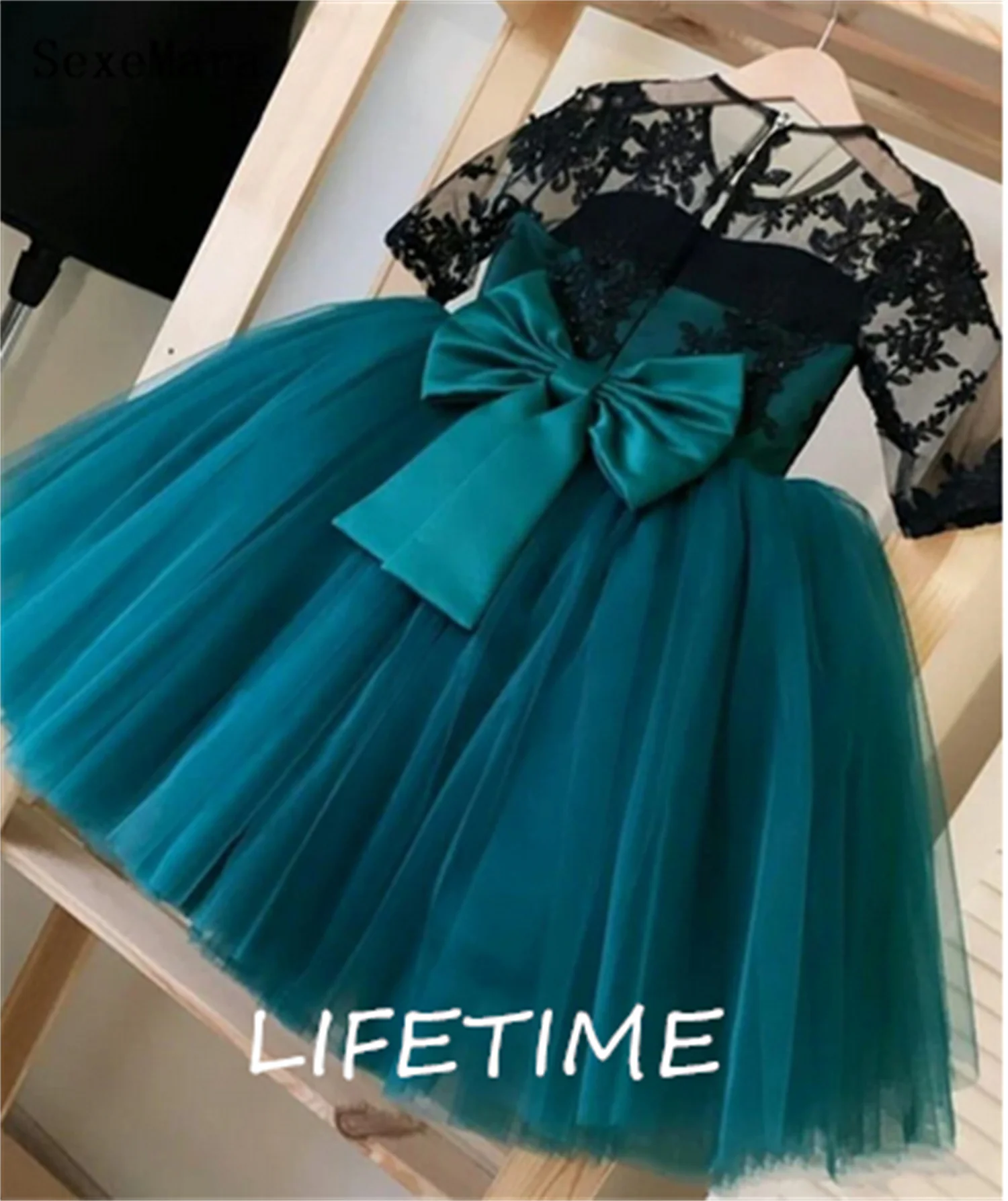 Lace Puffy Tulle Big Bow Baby Girls Dresses for Party Birthday Gown Children Pageant Dress Kids Clothes
Lace Puffy Tulle Big Bow Baby Girls Dresses for Party Birthday Gown Children Pageant Dress Kids Clothes