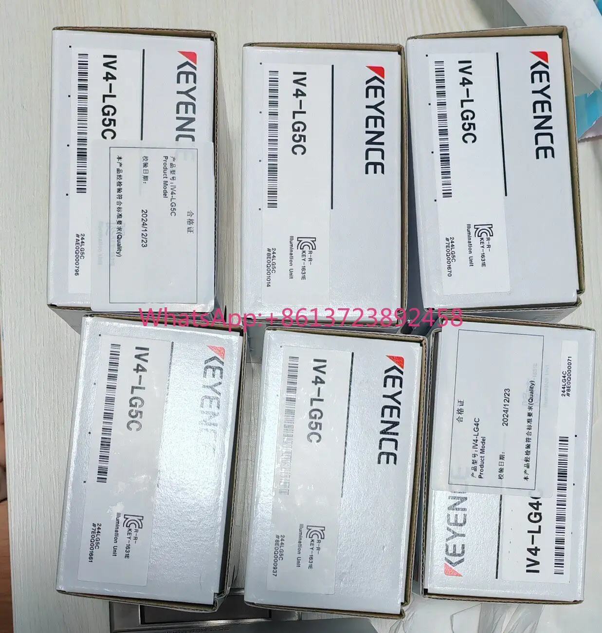 KEYENCE's new original IV4-LG5C light source,
KEYENCE's new original IV4-LG5C light source,
