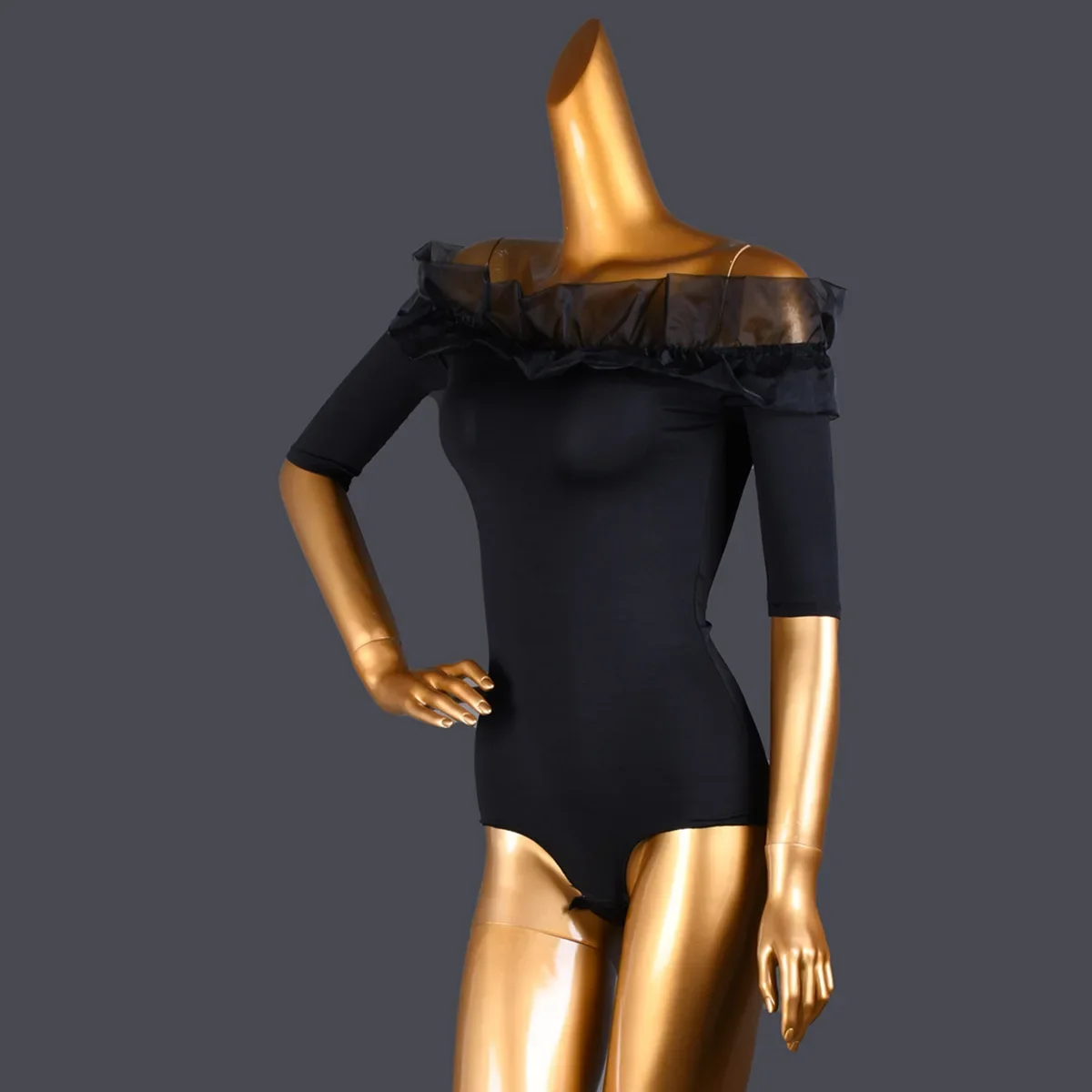 Adult Women Latin Dance Costume One-word Collar Black Half Sleeve-sleeved Top Modern Dance Practice Flower Lace Collar Clothes
Adult Women Latin Dance Costume One-word Collar Black Half Sleeve-sleeved Top Modern Dance Practice Flower Lace Collar Clothes