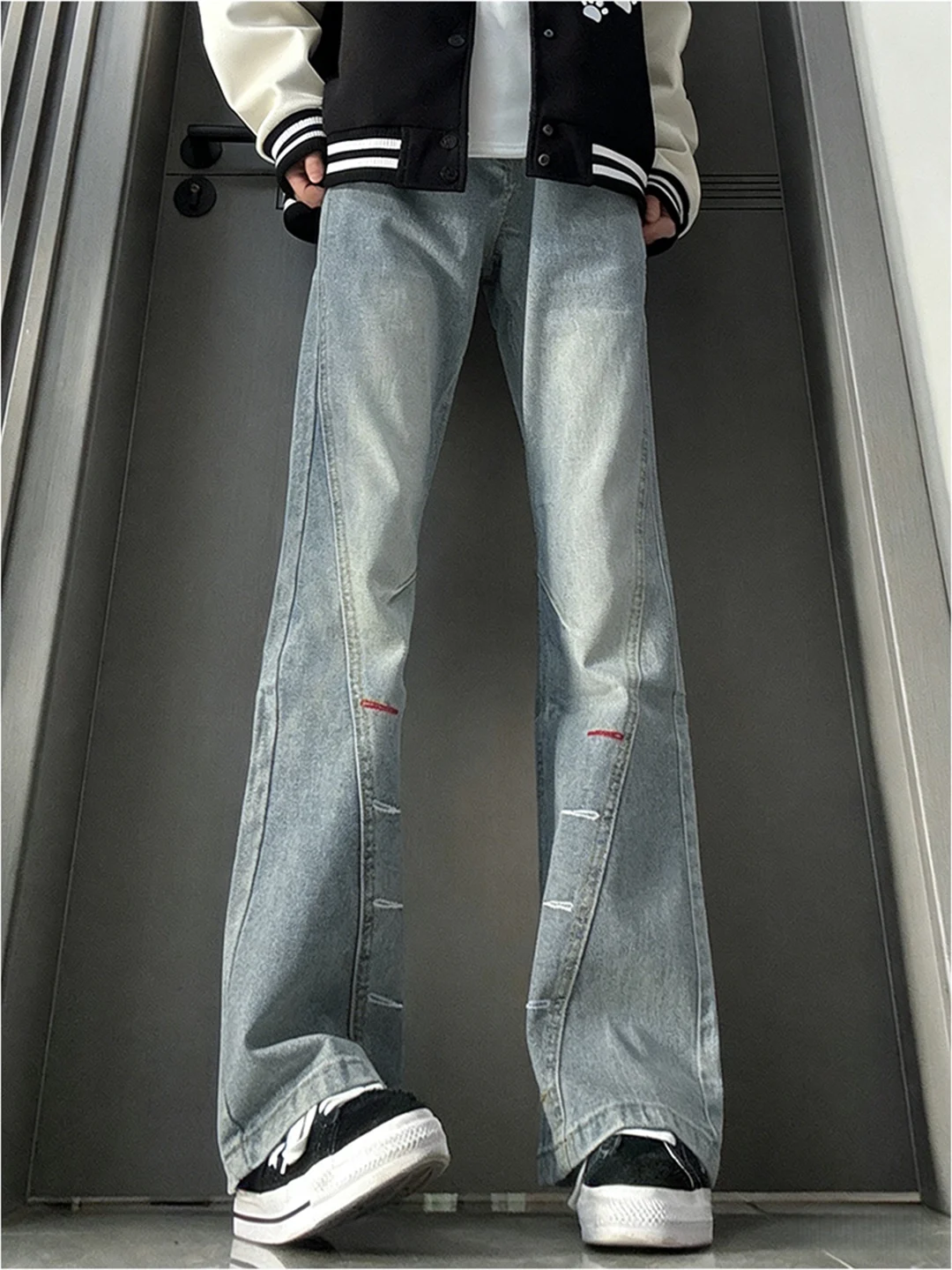 Button Hole Slant Cut Straight Leg Men's Jeans Waed Clean Fit Micro Flared Pants mid Waist Zipper Closure
Button Hole Slant Cut Straight Leg Men's Jeans Waed Clean Fit Micro Flared Pants mid Waist Zipper Closure