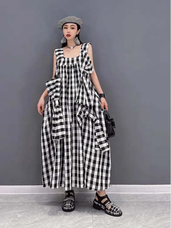 Summer 2025 Fashionable Women's Dress Casual Cotton Linen Wrap Gingham A-Line Long Dress Sleeveless Loose Waist Wide Leg Pants
Summer 2025 Fashionable Women's Dress Casual Cotton Linen Wrap Gingham A-Line Long Dress Sleeveless Loose Waist Wide Leg Pants