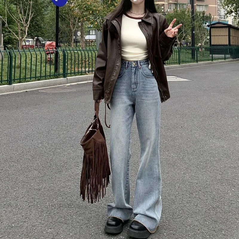 Blue Women High Waist Straight Wide Leg Jeans Loose Wide Leg Pants Vintage Fashion Straight Denim Trouser Y2K Streetwear
Blue Women High Waist Straight Wide Leg Jeans Loose Wide Leg Pants Vintage Fashion Straight Denim Trouser Y2K Streetwear