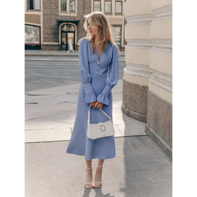 2025 European and American Fashion Design SenseVCollar Simple Slim Chiffon Women's Dress C001
2025 European and American Fashion Design SenseVCollar Simple Slim Chiffon Women's Dress C001
