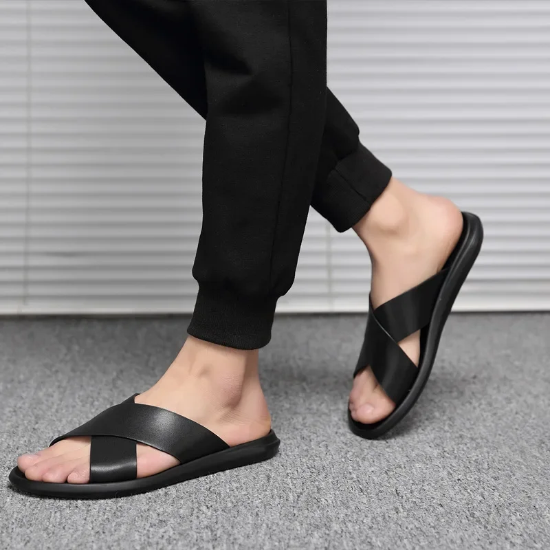 Black Slippers Men Shoes 2021 Fashion Beach Slippers Flat Leather Shoes Men Summer Slippers Male Brand KA1150
Black Slippers Men Shoes 2021 Fashion Beach Slippers Flat Leather Shoes Men Summer Slippers Male Brand KA1150
