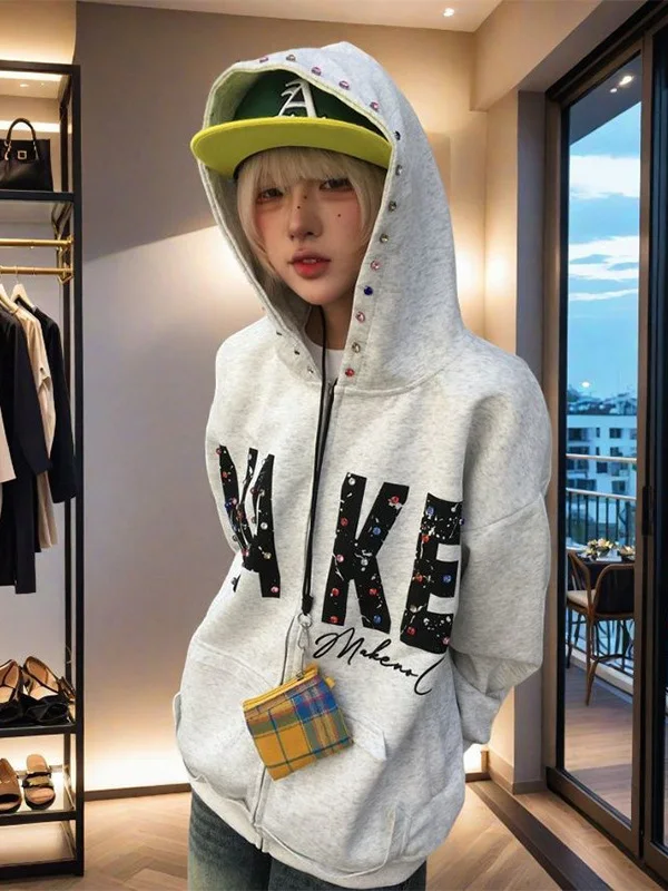 Женская толстовка-кардиган оверсайз в американском ретро-стиле с буквенным принтом, свободная, на осень-зиму, молодежная, дышащая, ветрозащитная
Женская толстовка-кардиган оверсайз в американском ретро-стиле с буквенным принтом, свободная, на осень-зиму, молодежная, дышащая, ветрозащитная