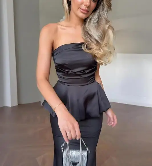 Women's Two-Piece Set 2025 Autumn Latest Hot Selling New Solid Color Sleeveless Backless Tied Top, Hip Hugging Long Skirt Set
Women's Two-Piece Set 2025 Autumn Latest Hot Selling New Solid Color Sleeveless Backless Tied Top, Hip Hugging Long Skirt Set
