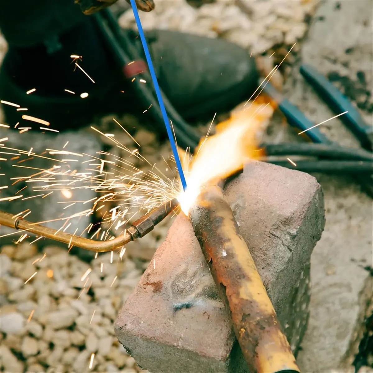 NEW 3 Sticks 45% -Bag Silver Alloy Brazing Rods Flux Coated Silver Solder Copper Brazing Rods
NEW 3 Sticks 45% -Bag Silver Alloy Brazing Rods Flux Coated Silver Solder Copper Brazing Rods